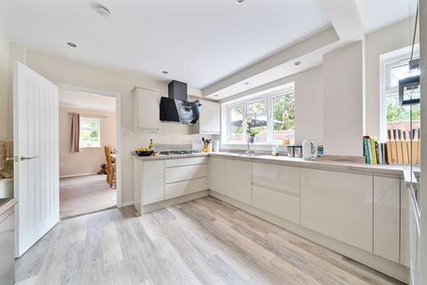 1 Hermitage Close, Hythe, CT21 6HZ