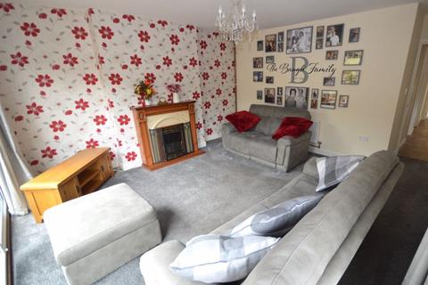 25 Broadmead, Gilwern, Abergavenny, NP7 0AN