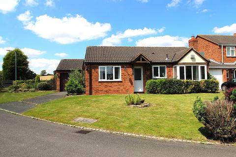 2 bedroom detached bungalow for sale, Garnet Close, Stonnall, WS9 9EL