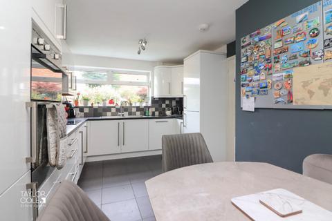 3 bedroom terraced house for sale, Breeden Drive, Curdworth