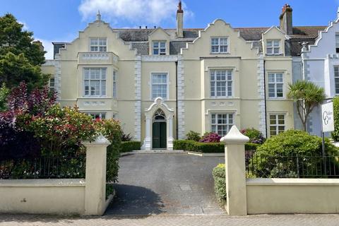 2 bedroom apartment for sale, Falmouth Road, Truro