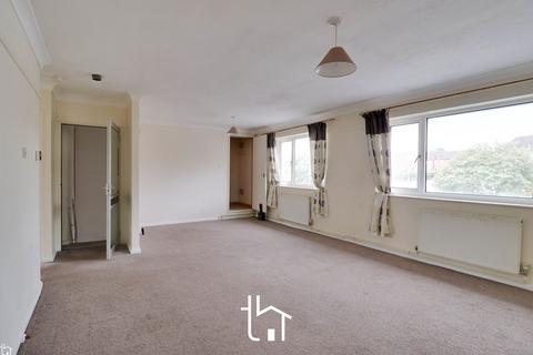 2 bedroom apartment to rent, Atkins Way, Hinckley LE10