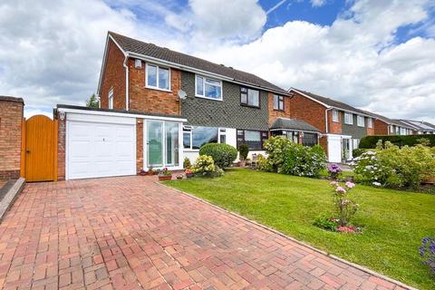 3 bedroom semi-detached house for sale, Park Road, Burntwood, WS7 0EE