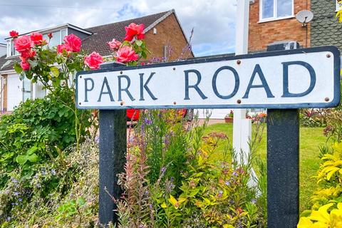 3 bedroom semi-detached house for sale, Park Road, Burntwood, WS7 0EE