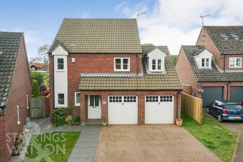 4 bedroom detached house for sale, Acorn Close, Lingwood, Norwich