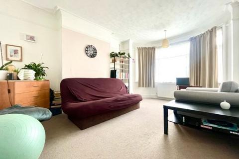 58 Hide Road, Harrow, HA1 4SF