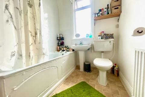 58 Hide Road, Harrow, HA1 4SF
