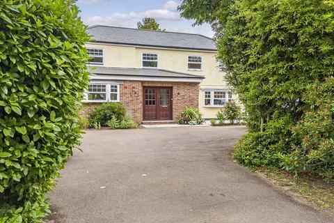 4 bedroom detached house for sale, Billericay Road, Herongate, Brentwood CM13