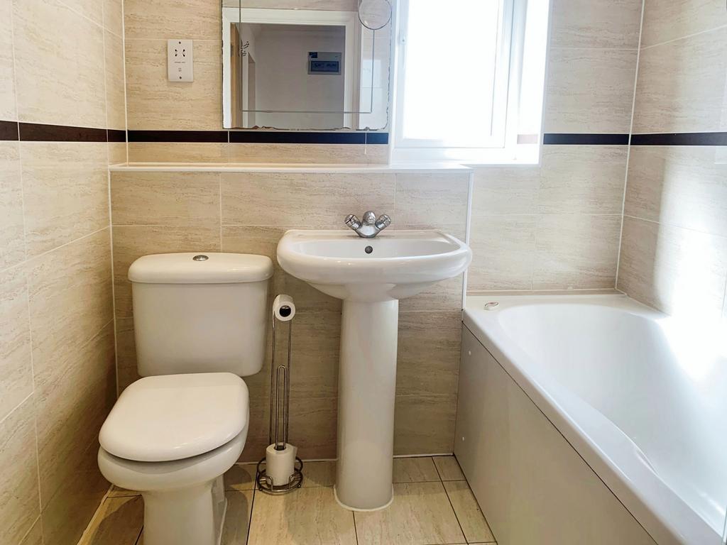 571561b1-Bathroom 20