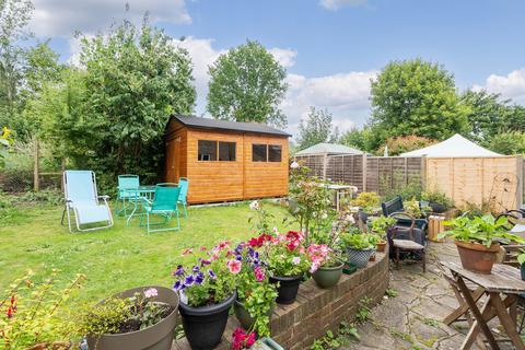 3 bedroom semi-detached house for sale, Fairfield Drive, Dorking