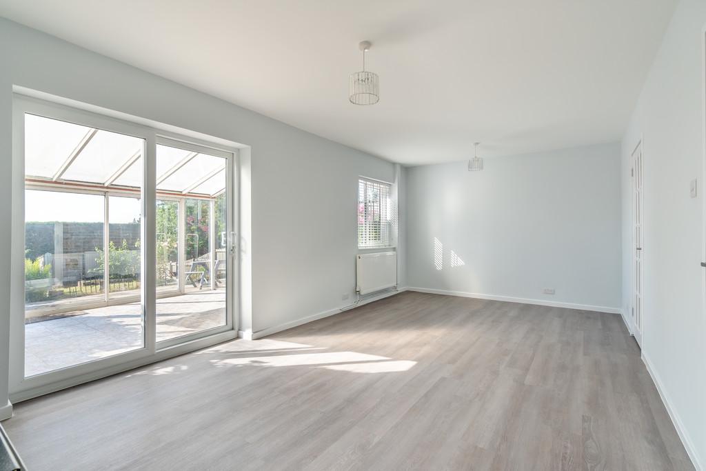 8611386-interior04