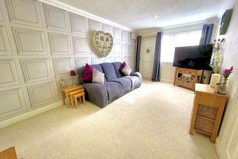 1 bedroom maisonette for sale, Conway Close, Houghton Regis, LU5