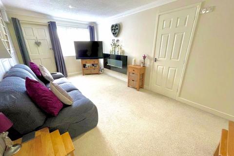 1 bedroom maisonette for sale, Conway Close, Houghton Regis, LU5