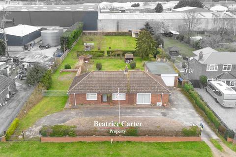 4 bedroom detached bungalow for sale, Folly Road, Bury St. Edmunds IP28