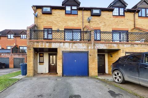 3 bedroom end of terrace house for sale, Flitcroft Lea, High Wycombe, Buckinghamshire