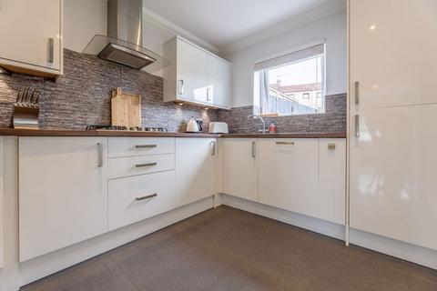 3 bedroom terraced house for sale, Kearn Place, Blairdardie