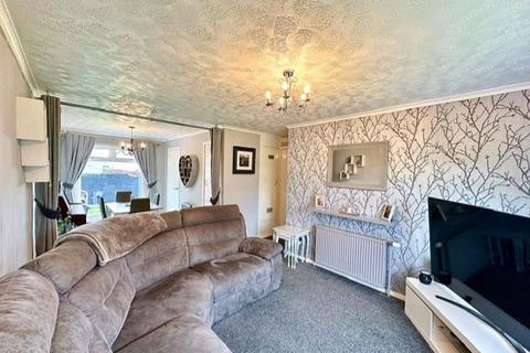 3 bedroom end of terrace house for sale, Campion Court, Ayr