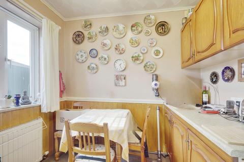 3 bedroom semi-detached house for sale, Dunster Avenue, Westcliff-on-sea, SS0