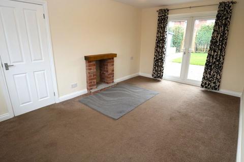 3 bedroom terraced house for sale, Somerton Road, Macclesfield