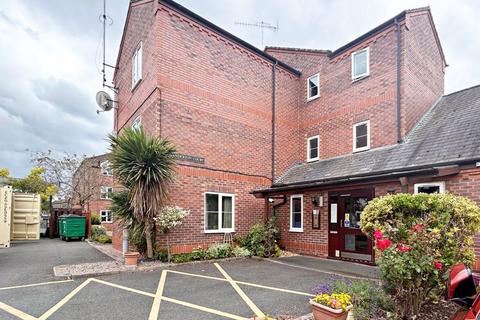 2 bedroom apartment for sale, Ganderton Court, Pershore