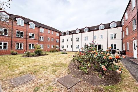 2 bedroom apartment for sale, Ganderton Court, Pershore