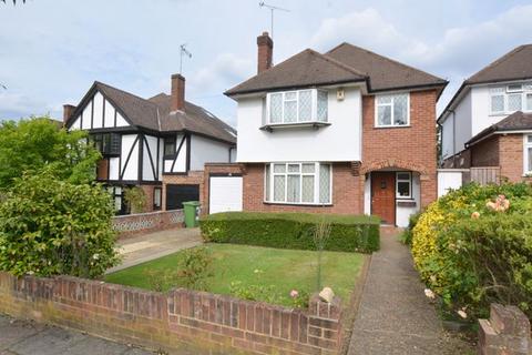 4 bedroom detached house to rent, Littleton Road, Harrow