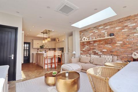 103 Leigh Road, Worsley, Manchester, M28 1LG