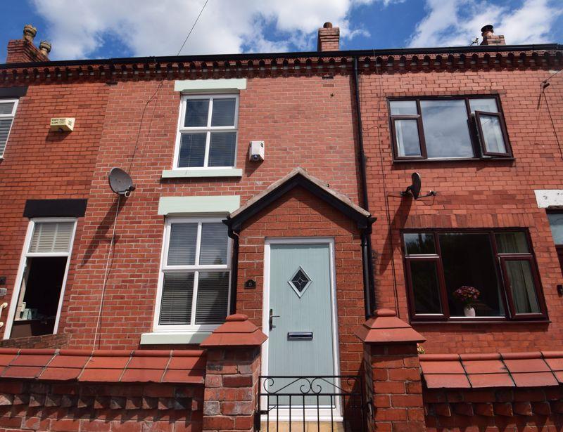 Highfield Avenue, Golborne 3 bed terraced house to rent £895 pcm (£
