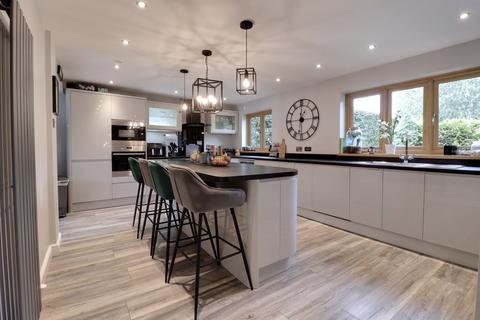7 Chetwode Close, Knighton, Market Drayton, TF9 4NR