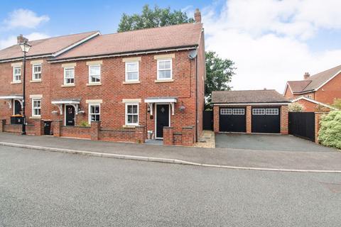 Burr Close, Bedford MK42