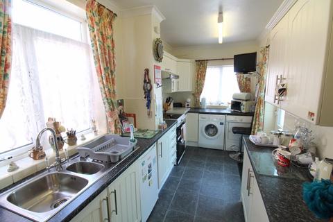 3 bedroom semi-detached house for sale, Mincing Lane, Rowley Regis B65