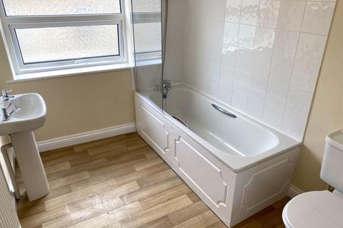 8 Hebron Road, Bristol, BS3 3AB