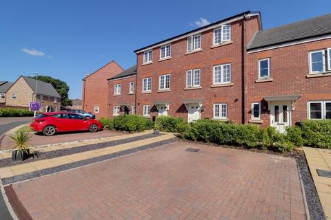 3 bedroom townhouse for sale, Avondale Circle, Stafford ST18