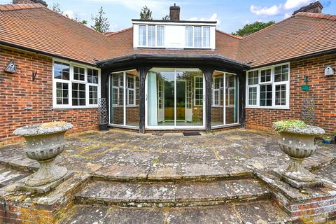 5 bedroom house for sale, London Road, Bolney