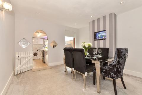 2 bedroom terraced house for sale, Upminster Road South, Rainham, Essex