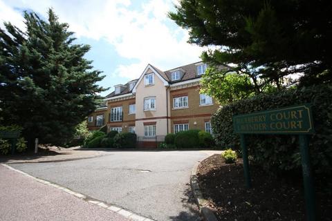 3 bedroom apartment to rent, Edgware HA8