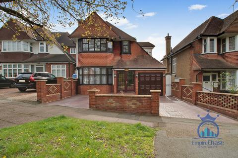 4 bedroom detached house for sale, Salmon Street, London NW9