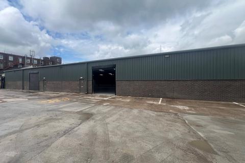 Industrial unit to rent, Hyde SK14