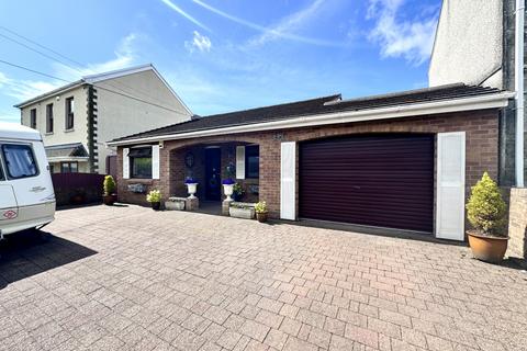 2 bedroom detached bungalow for sale, Hirwaun, Aberdare CF44