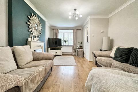 10 The Pines, Hirwaun, Aberdare, CF44 9QW