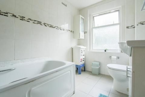 4 bedroom end of terrace house for sale, St. James's Road, Croydon, CR0