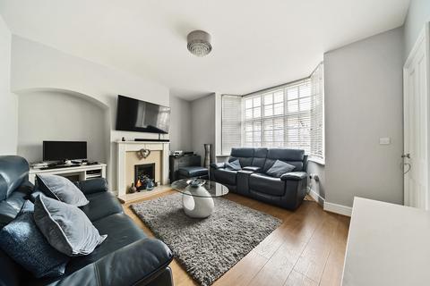 2 bedroom semi-detached house for sale, Plaistow Grove, Bromley