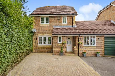 3 bedroom link detached house for sale, Francis Gardens, Warfield, Berkshire