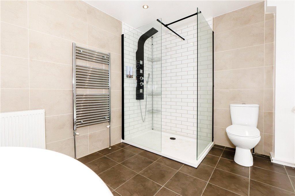 Master Ensuite