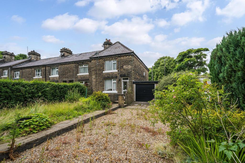 Railway Terrace, Buxton, SK17 2 bed end of terrace house for sale £