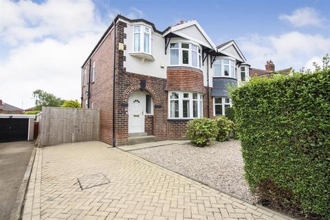 3 bedroom semi-detached house for sale, Hollyshaw Lane, Leeds LS15