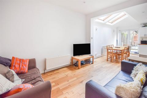 3 bedroom house to rent, Goodenough Road, Wimbledon SW19