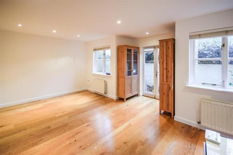 2 bedroom house to rent, Deburgh Road, Wimbledon SW19