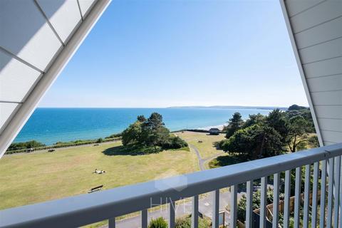 3 bedroom flat for sale, West Cliff Gardens, Bournemouth BH2