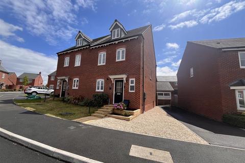 4 bedroom semi-detached house for sale, Herbert Drive, Swadlincote DE11